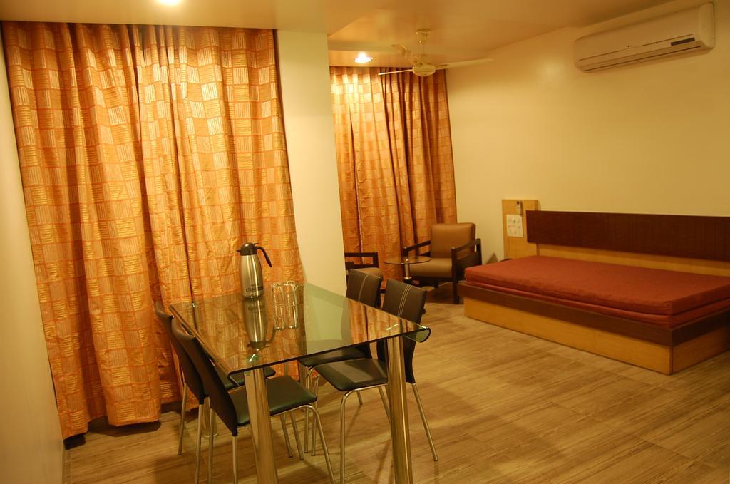 Hotel Bhagyalaxmi Shirdi Ruang foto